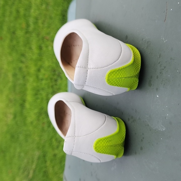 ECCO Angel White Ballerina Flat 35 - Picture 4 of 8